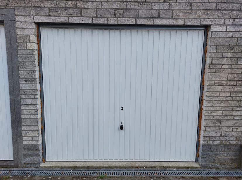 Garage à louer
                    à 3500 Hasselt
